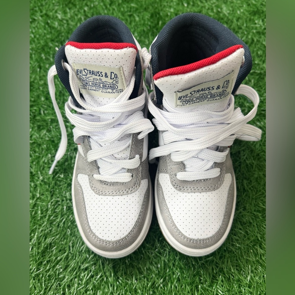 Levi's Kids Sneakers - White, Gray, and Red Size 12 M‎